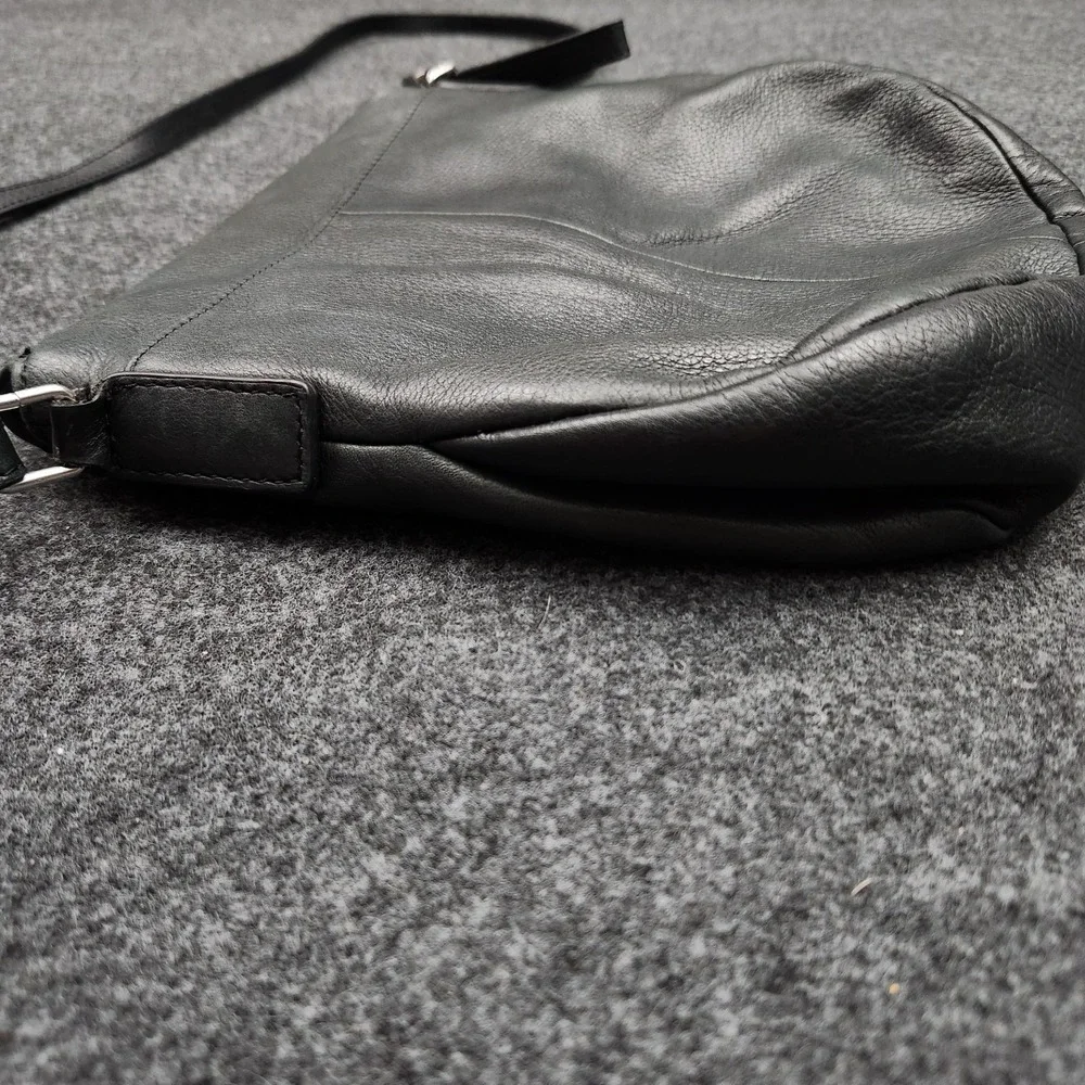 Margot Women's Natalie Handbag Purse Black Leather Flap Zip Crossbody Office Y2K